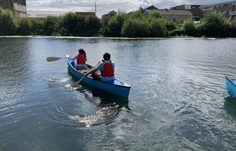 Peterborough Boat Hire on Peterborough's Embankment