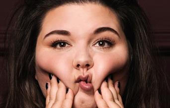 SOFIE HAGEN: FAT JOKES