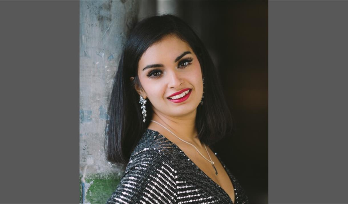 Gabriella Pineda-Rodrigues will return to Peterborough Cathedral for a Christmas concert