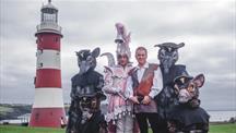 Dick Whittington cast on Plymouth Hoe 