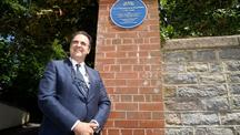 Sir Gabriele Finaldi, Director of the National Gallery, with the new Charles Eastlake Plaque 