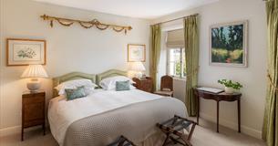 Valentine's Dinner, Bed & Breakfast