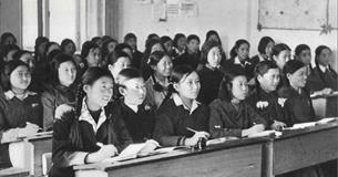 The long march to modernity: from 'Three Inch Golden Lotus' to working mom - the transformation of Chinese women With Professor Yang-wen Zheng, University of Manchester