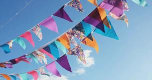 Family Fun: Jubilee Bunting and Flags