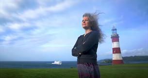 Extreme waves and the structures that dare to stand - Public Lecture