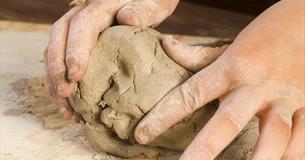 Holiday Workshops: Creative Clay