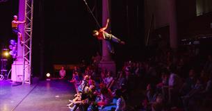 Reach - A children's theatrical circus show