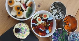 Halloween Cupcake Decorating