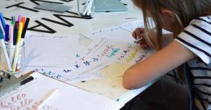 Planet Christmas: Kids crayola calligraphy