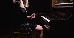 Cosmic Sessions presents Joanna Cooke