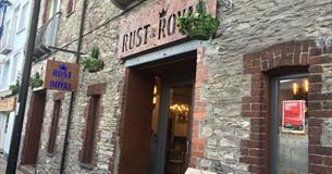 Rust and Royal