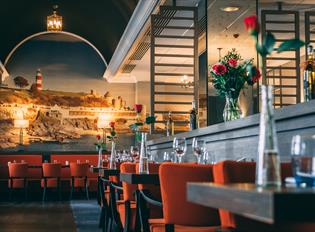 Dining Room, Copthorne Hotel.