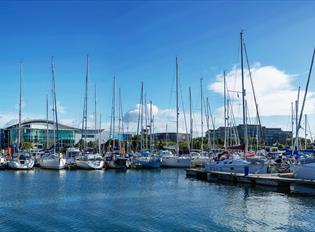 Queen Anne's Battery marina