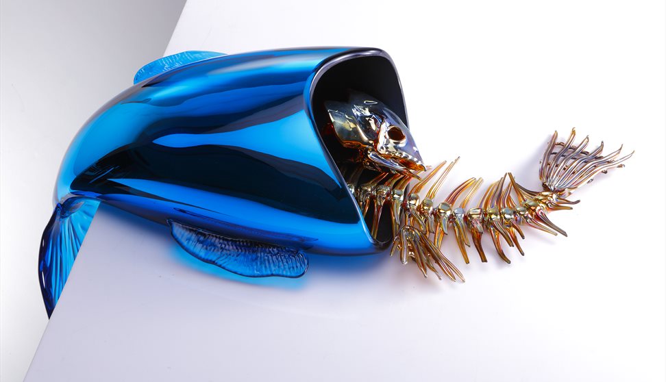 Melting Pot: Hot Glass Gathering