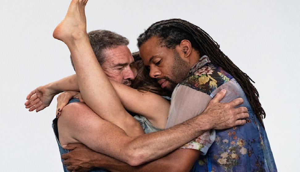 Van Huynh Company presents Re:birth