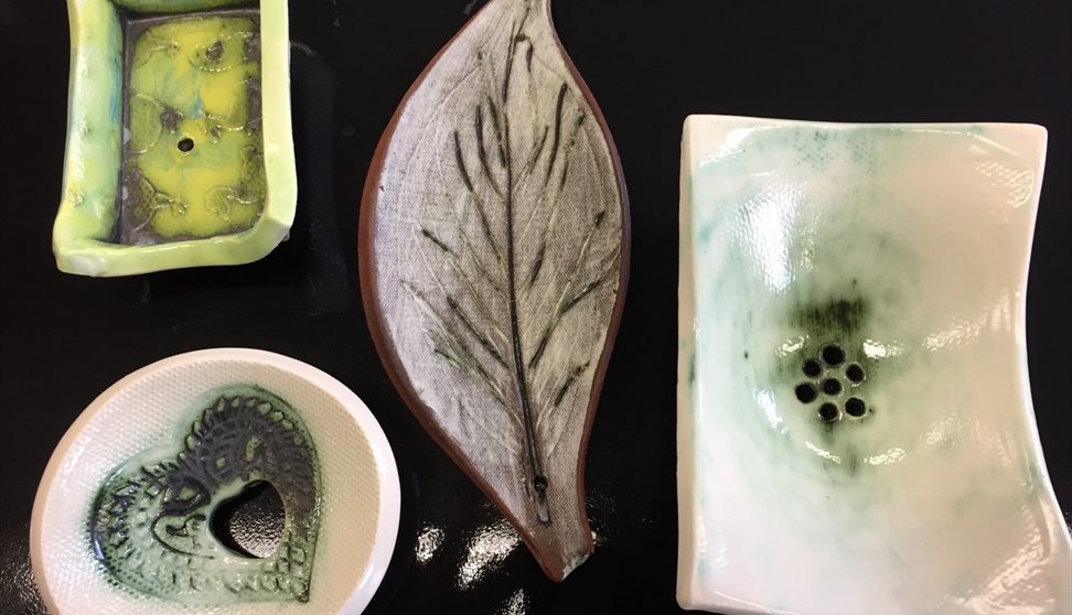 Planet Christmas: Help clean up on plastic, make soap dishes