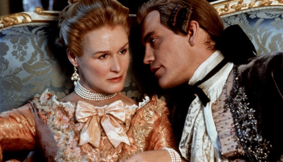 Dangerous Liaisons (1989)