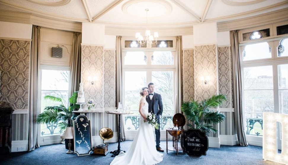 Duke Mini Wedding Collection