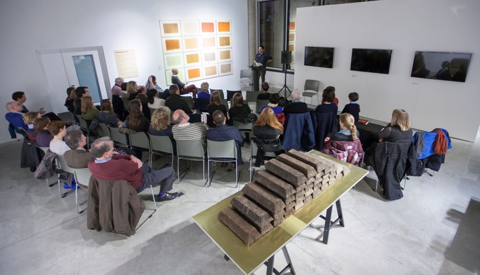 Poetry reading: Rachael Allen and Professor Anthony Caleshu