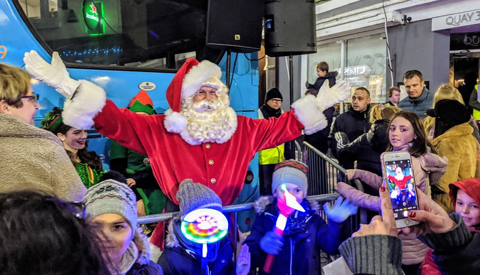 South Side Christmas Parade 2022 Barbican Lights Switch-On - Visit Plymouth