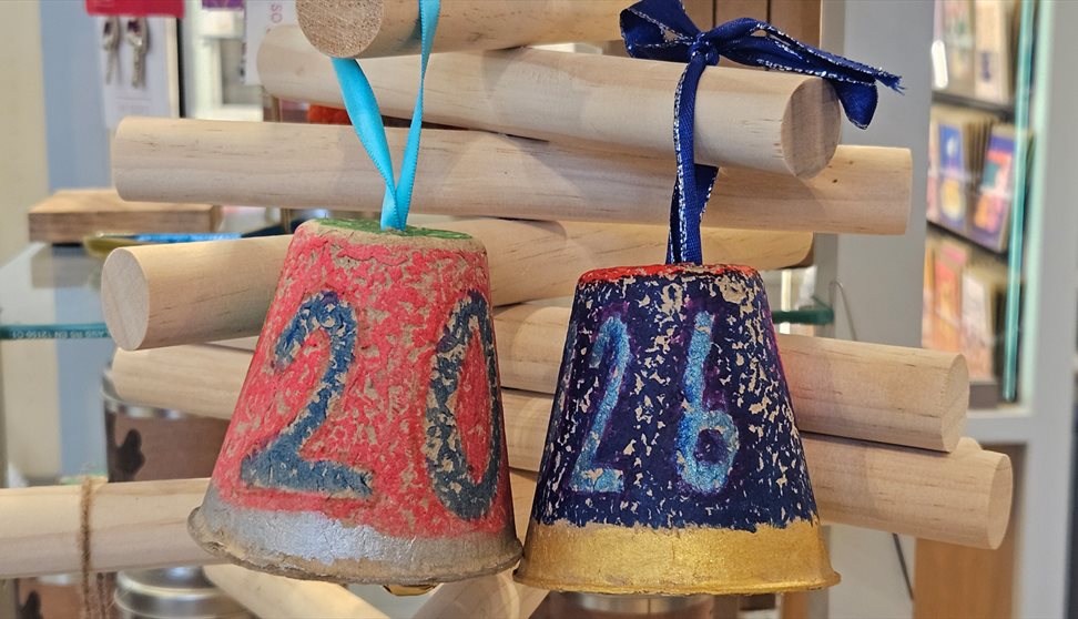 Family Fun: Jingle Pots