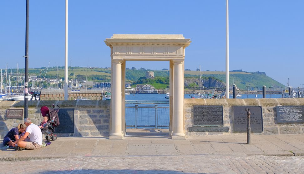 The Mayflower Steps - Visit Plymouth