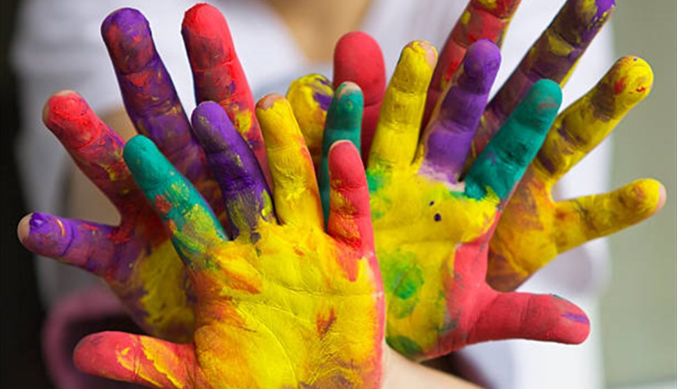 Creative Minds - Messy Mornings for 0-4 year olds