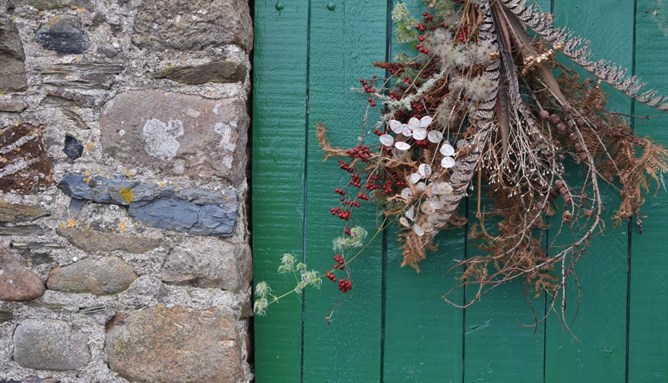 Wild & Dried Alternative Wreath Making Workshop