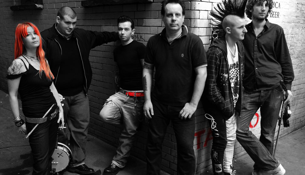 Neck live at Kitty O'Hanlons. London-Irish Psycho-Ceilidh