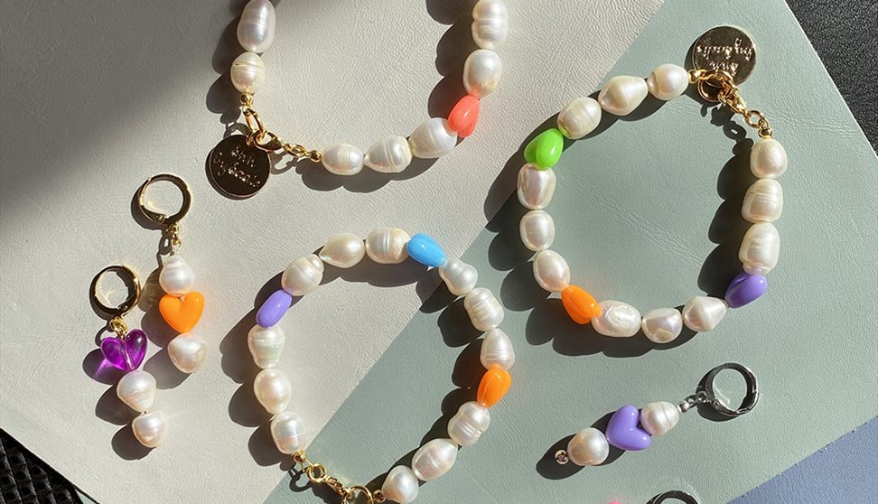 Galentine's Day Prosecco and Jewellery Workshop