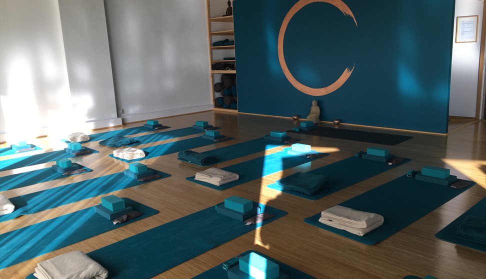The Healing Hours: Breathwork & Qi Gong