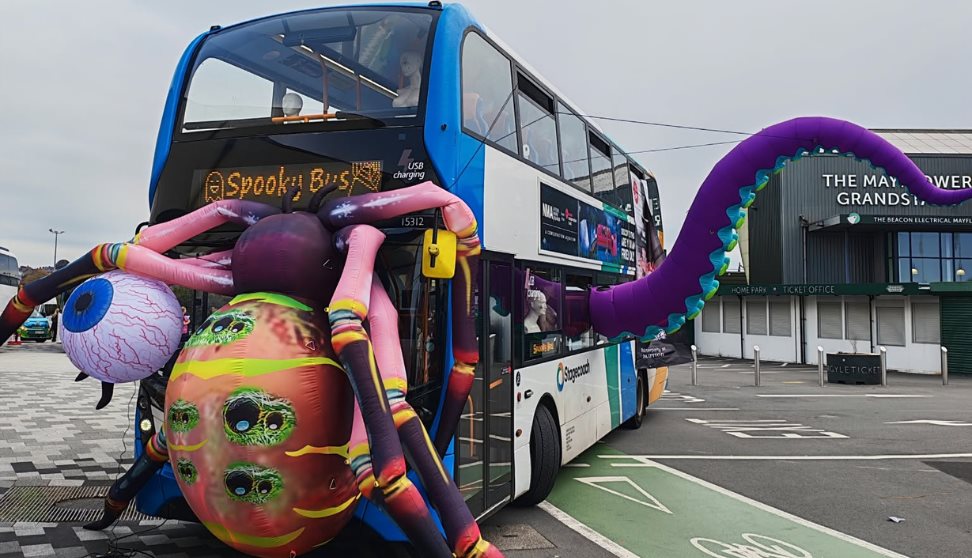 Spooky Bus & Feed the Monster