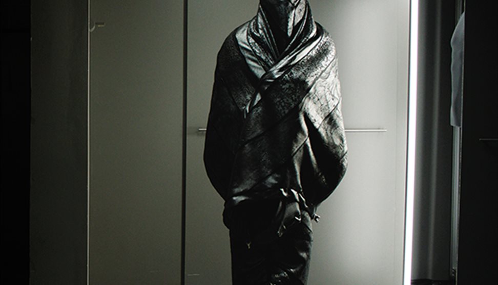The Shrouds (15)