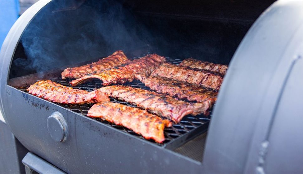 A Night From The Smoker at The Pottery By Night Restaurant