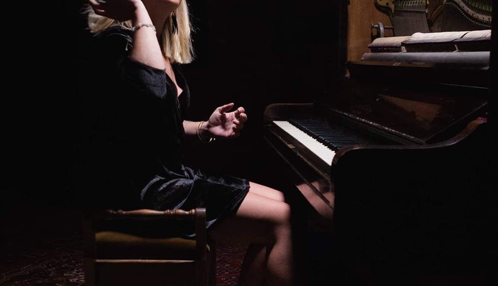 Cosmic Sessions presents Joanna Cooke