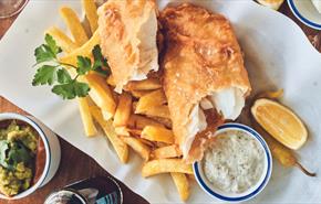 Traditional Fish 'n' Chips