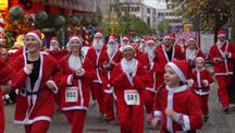 Santa Fun Run in Plymouth