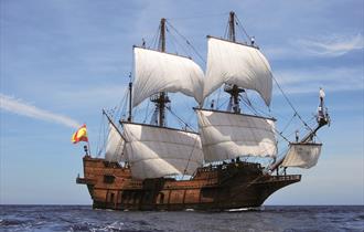El Galeón ship