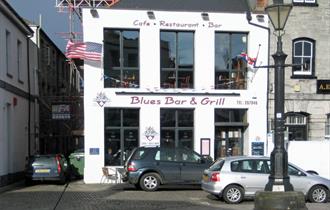 Blues Bar & Grill