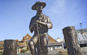 Lord Baden Powell Sculpture, Poole Quay