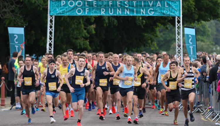 The start of the Poole Festival of Running 2019 (image: Richard Crease Photography)