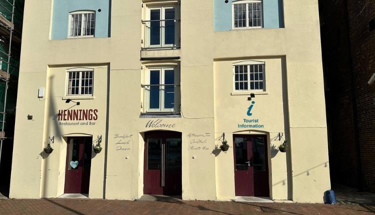 Exterior shot of Poole information centre on the quay