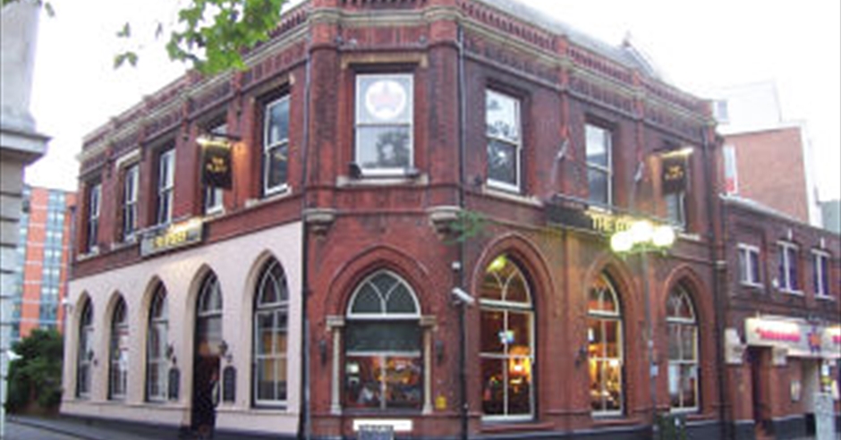 The Fleet Bar - Pub/Inn in Portsmouth, Portsmouth - Portsmouth