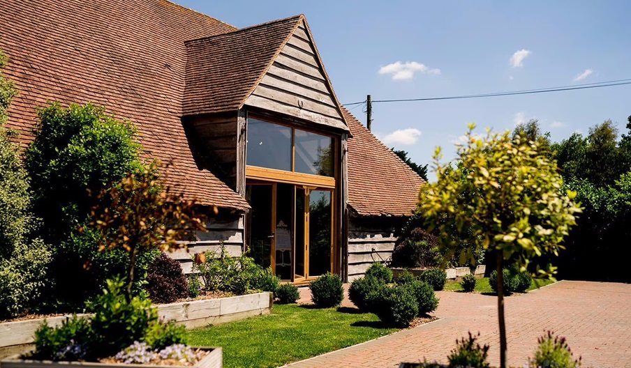 The exterior of The Barn at Skylarks Country Club