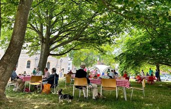 People enjoying Seafood On The Green at Portsmouth Cathedral