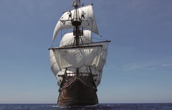 Photograph of the Nao Victoria sailing on open water