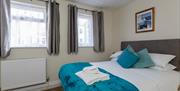 Lowcay Apartment double bed
