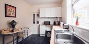 Central Southsea 4-bed Home kitchen