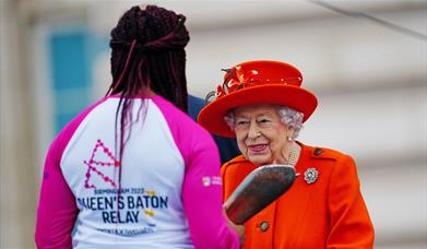 Kadeena Cox receiving the Baton from The Queen at the Queen's Baton Relay launch
