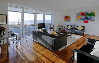 Living area of Superior 3 apartment with stunning views